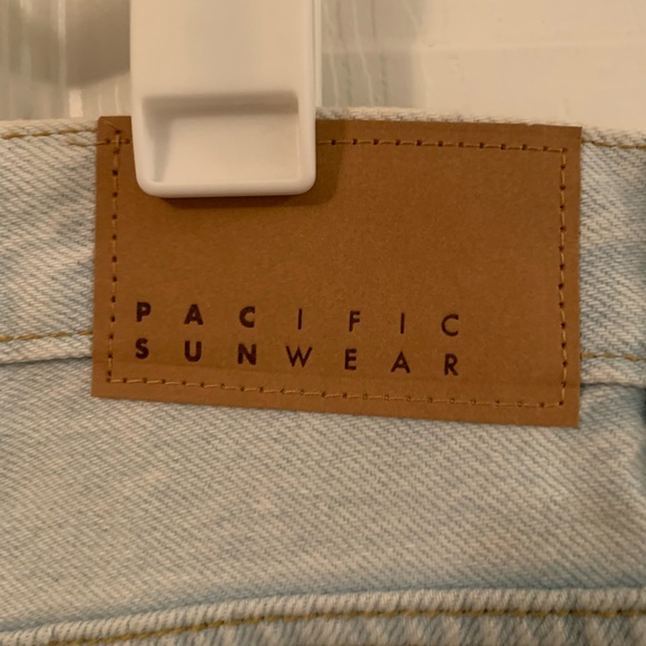 Jeans - Picture 6 of 7